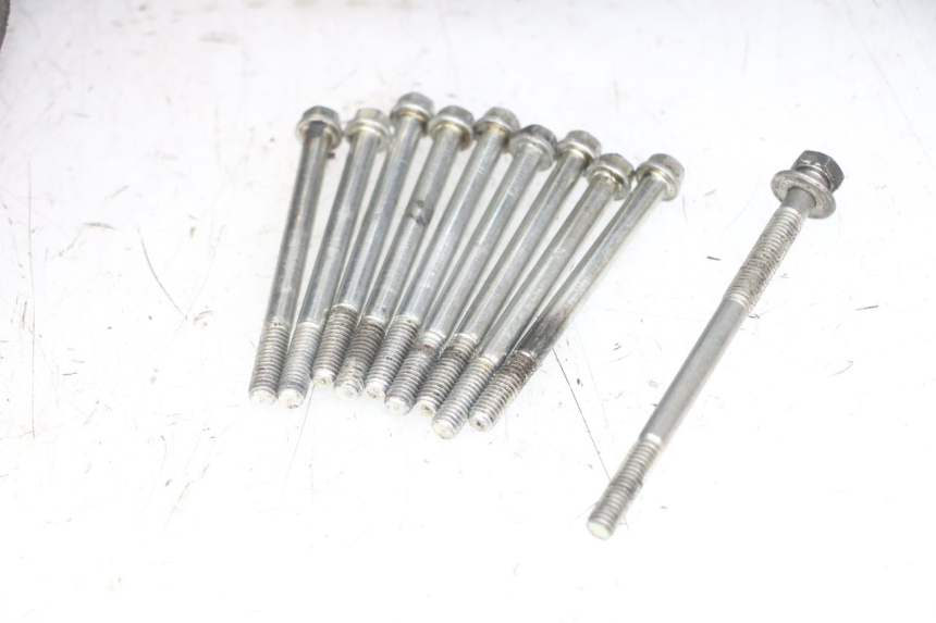 photo de ENGINE CRANKCASE PEUGEOT SATELIS 125 (2013 - 2018)