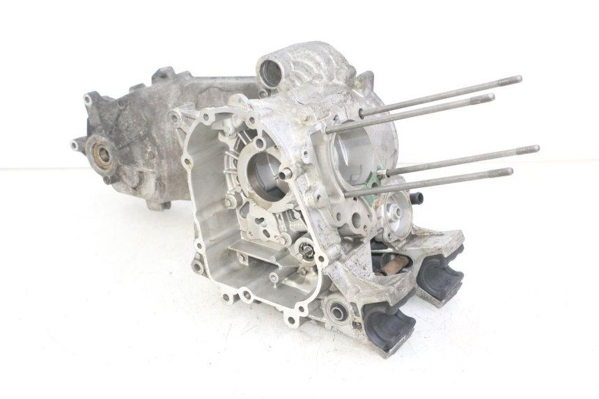 photo de ENGINE CRANKCASE PEUGEOT SATELIS 125 (2013 - 2018)