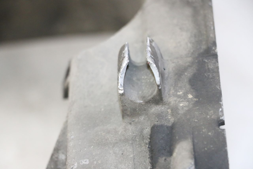 photo de ENGINE CRANKCASE PEUGEOT SATELIS 125 (2010 - 2012)