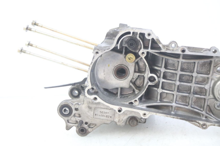 photo de ENGINE BOTTOM CASE KYMCO SENTO 100 (2008 - 2013)