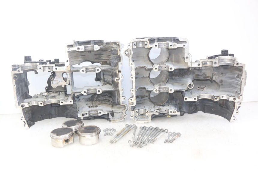 photo de ENGINE LOWER CASING TRIUMPH SPRINT ST 955 (1999 - 2001)