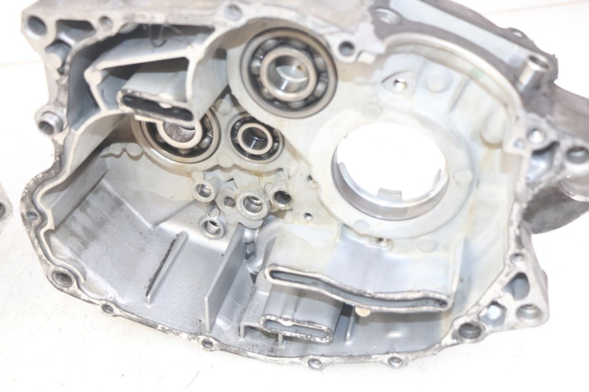photo de ENGINE LOWER CASING YAMAHA SR 125 (1982 - 2003)