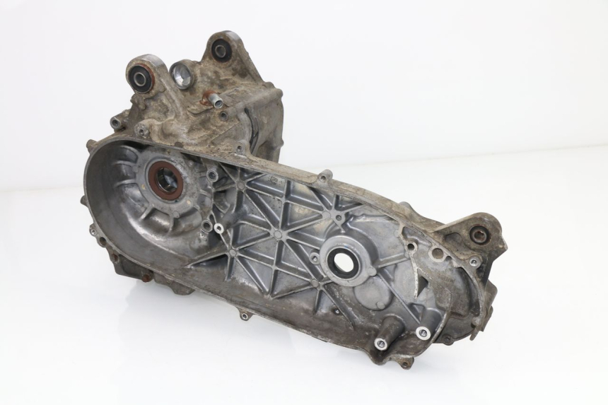 photo de ENGINE CRANKCASE SUZUKI BURGMAN 125 (2007 - 2014)