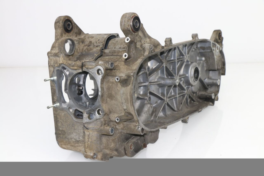 photo de ENGINE CRANKCASE SUZUKI BURGMAN 125 (2007 - 2014)