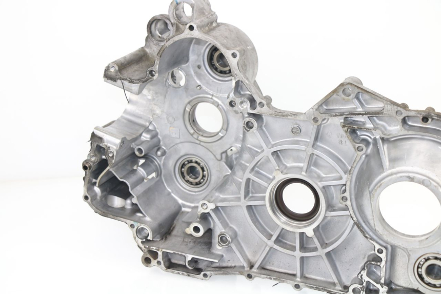 photo de ENGINE CRANKCASE SUZUKI BURGMAN EXECUTIVE ABS 650 (2006 - 2012)