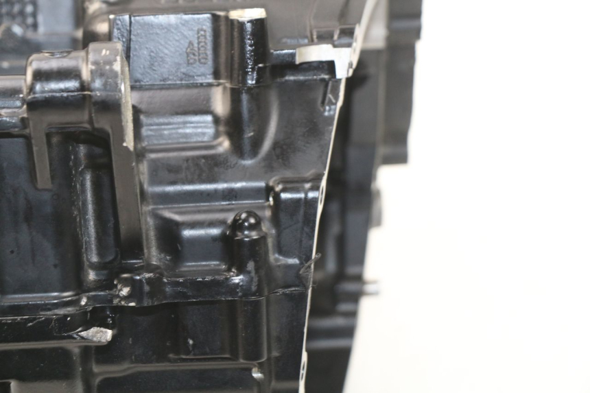 photo de ENGINE CRANKCASE SUZUKI GSR 600 (2005 - 2012)
