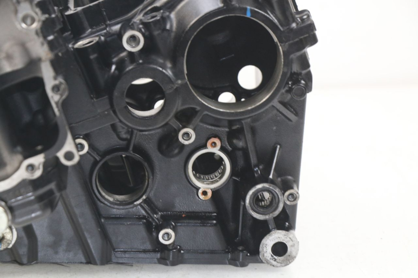 photo de ENGINE CRANKCASE SUZUKI GSR 600 (2005 - 2012)