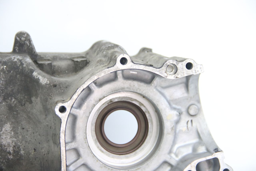 photo de ENGINE LOWER CASING SUZUKI SIXTEEN 125 (2008 - 2010)