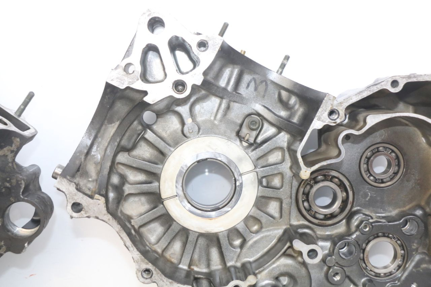 photo de ENGINE BOTTOM CASE SUZUKI SV N 650 (1999 - 2002)