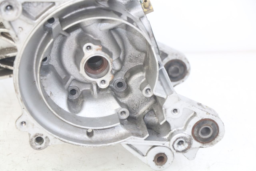 photo de ENGINE LOWER CASING SYM JET EURO X 2T 50 (2003 - 2007)