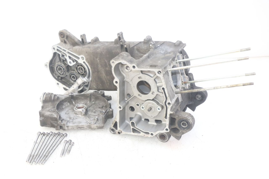 photo de ENGINE BOTTOM CASE SYM ORBIT 2 4T 50 (2018 - 2022)