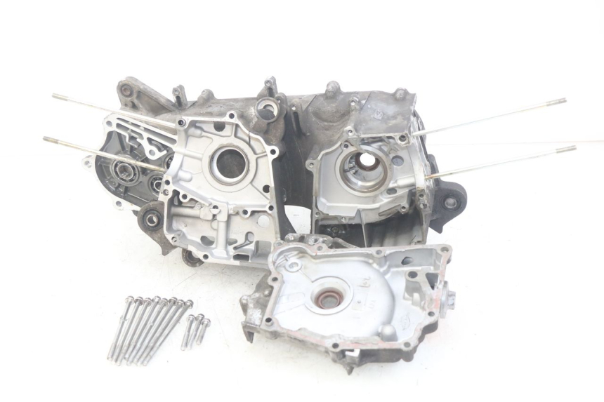 photo de ENGINE BOTTOM CASE SYM ORBIT 2 4T 50 (2018 - 2022)