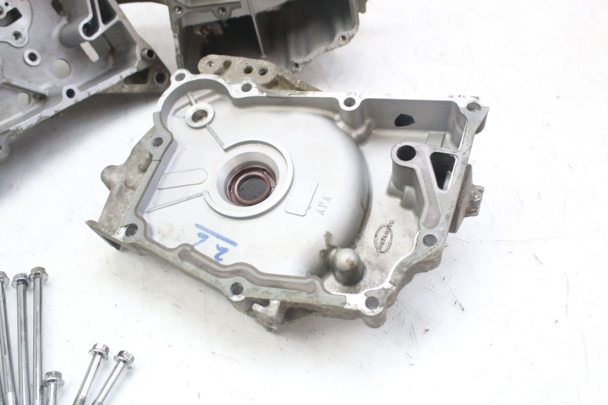 photo de ENGINE BOTTOM CASE SYM ORBIT 2 4T 50 (2018 - 2022)