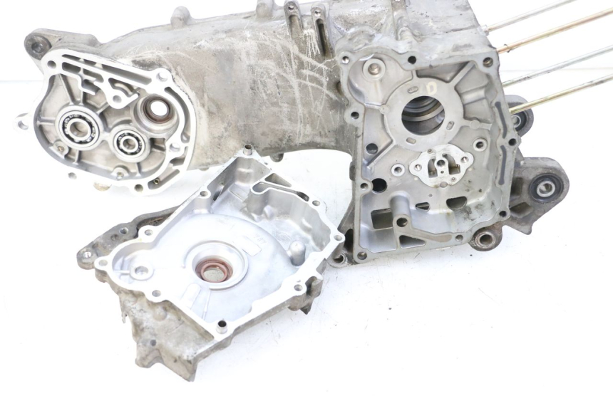 photo de ENGINE LOWER CASING SYM ORBIT III 3 4T 50 (2018 - 2021)