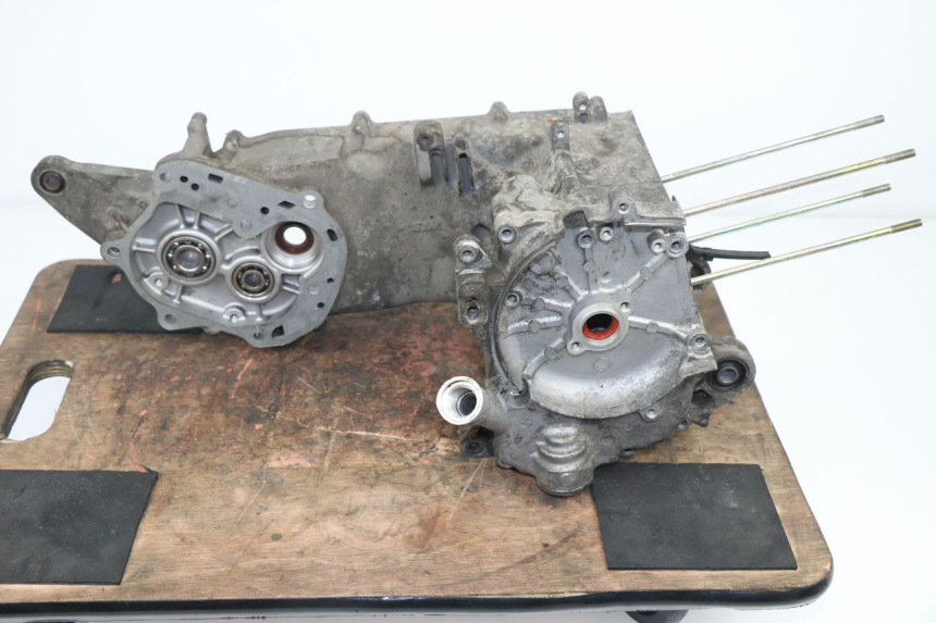 photo de ENGINE CRANKCASE SYM TONIK 50 (2011 - 2014)