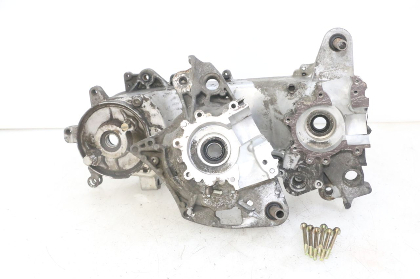 photo de ENGINE LOWER CASING PEUGEOT VIVACITY NEW 2T 50 (2008 - 2017)