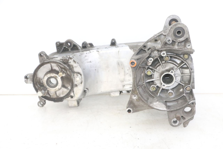 photo de ENGINE LOWER CASING PEUGEOT VIVACITY NEW 2T 50 (2008 - 2017)