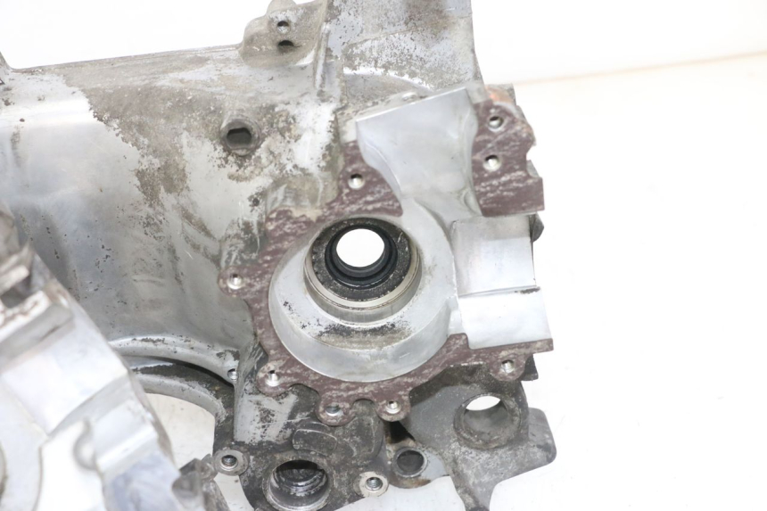 photo de ENGINE LOWER CASING PEUGEOT VIVACITY NEW 2T 50 (2008 - 2017)