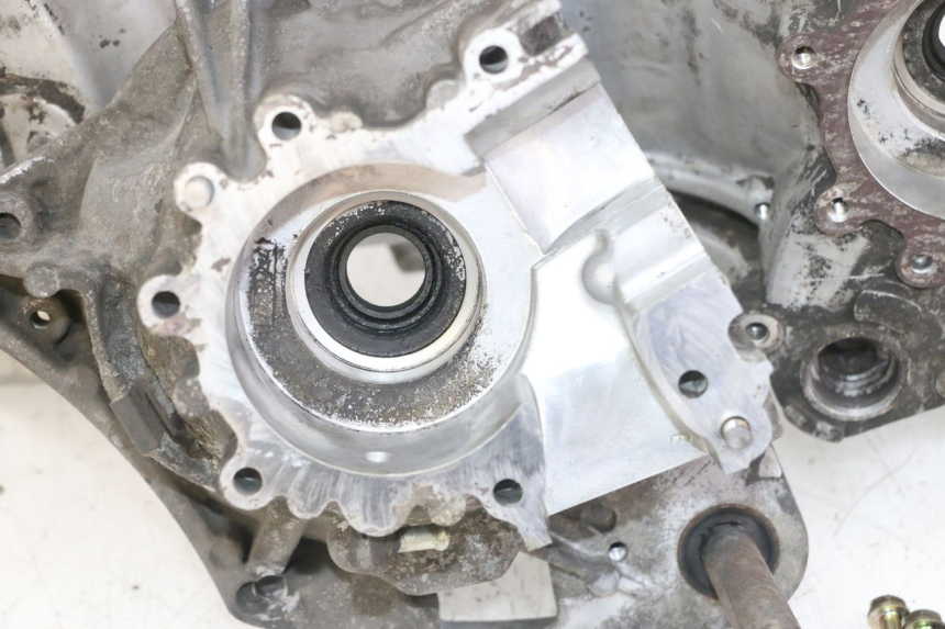 photo de ENGINE LOWER CASING PEUGEOT VIVACITY NEW 2T 50 (2008 - 2017)