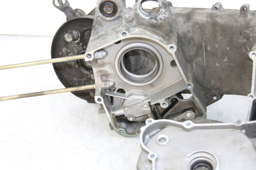 photo de ENGINE CRANKCASE PEUGEOT VIVACITY 125 (2010 - 2017)