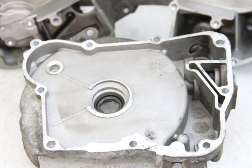 photo de ENGINE CRANKCASE PEUGEOT VIVACITY 125 (2010 - 2017)