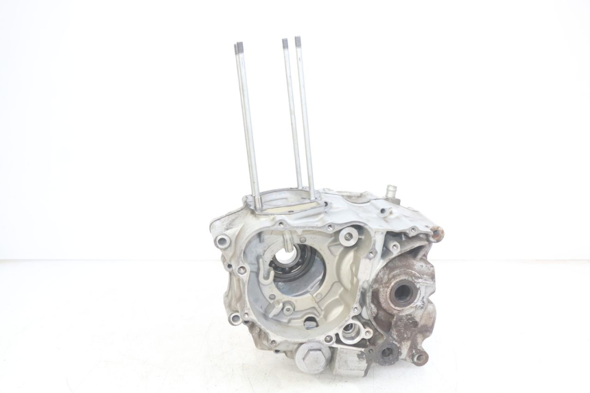 photo de ENGINE LOWER CASING DAELIM VJ ROADWIN FI 125 (2008 - 2017)