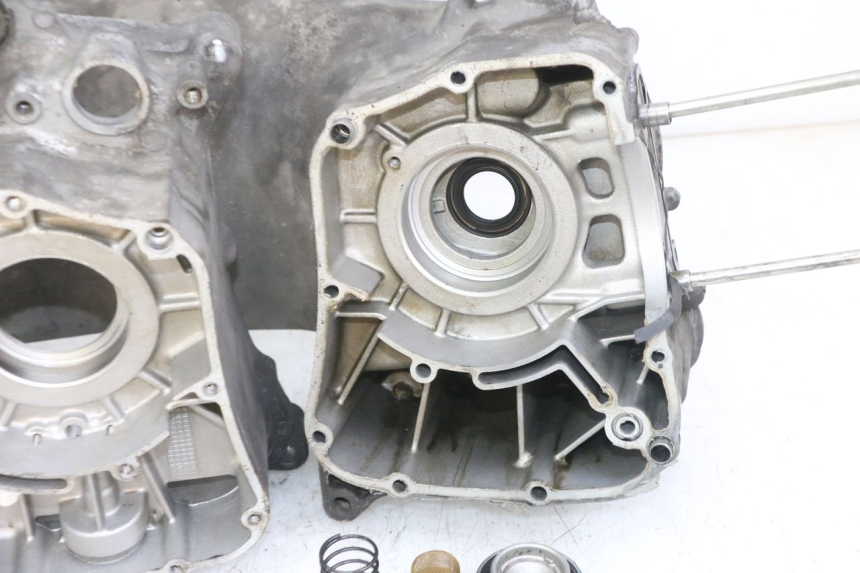 photo de BOTTOM ENGINE CASING YAMAHA XMAX X-MAX 125 (2006 - 2009)