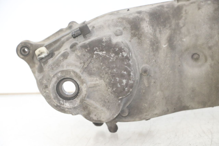 photo de BOTTOM ENGINE CASING YAMAHA XMAX X-MAX 125 (2006 - 2009)