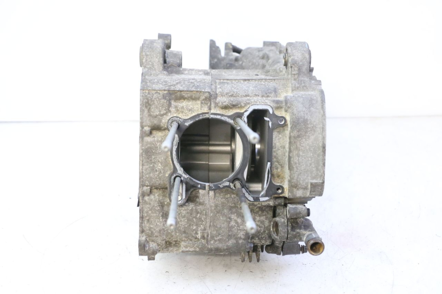 photo de ENGINE LOWER CASING YAMAHA X-MAX XMAX 250 (2006 - 2009)