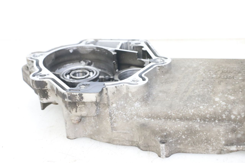 photo de Engine bottom case KYMCO XCITING 250 (2006 - 2009)