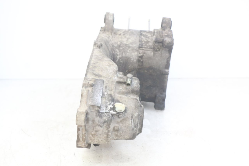 photo de BOTTOM ENGINE CASING YAMAHA XMAX X-MAX 125 (2006 - 2009)