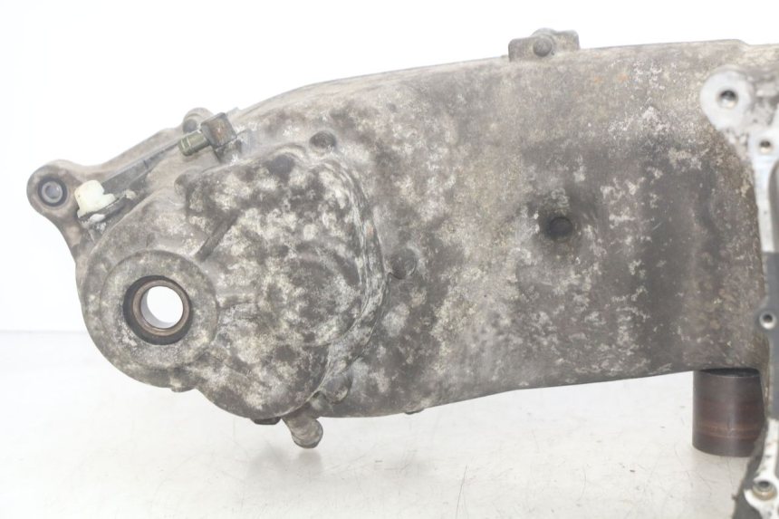 photo de BOTTOM ENGINE CASING YAMAHA XMAX X-MAX 125 (2006 - 2009)