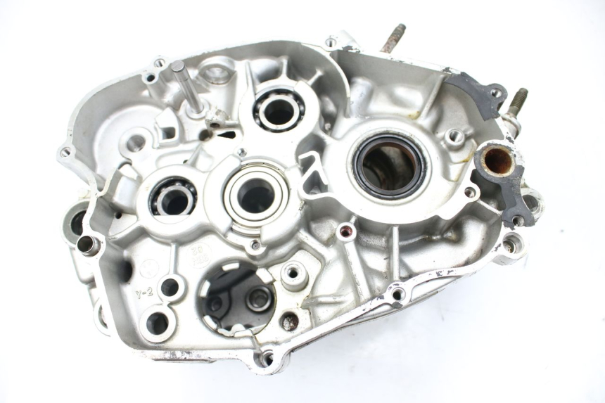 photo de ENGINE LOWER CASING YAMAHA TDR DELTABOX 125 (1993 - 2003)