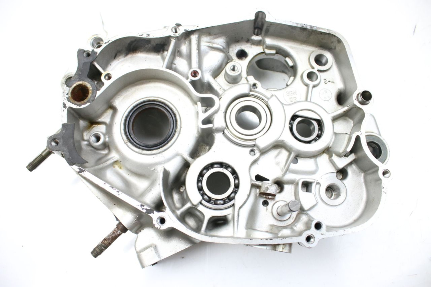 photo de ENGINE LOWER CASING YAMAHA TDR DELTABOX 125 (1993 - 2003)