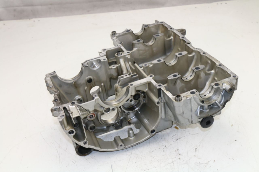 photo de ENGINE CRANKCASE YAMAHA XJS DIVERSION 600 (1997 - 1999)