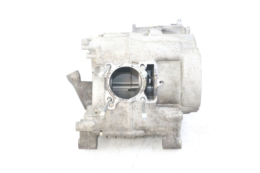 photo de ENGINE LOWER CASING YAMAHA YP MAJESTY 125 (2002 - 2006)