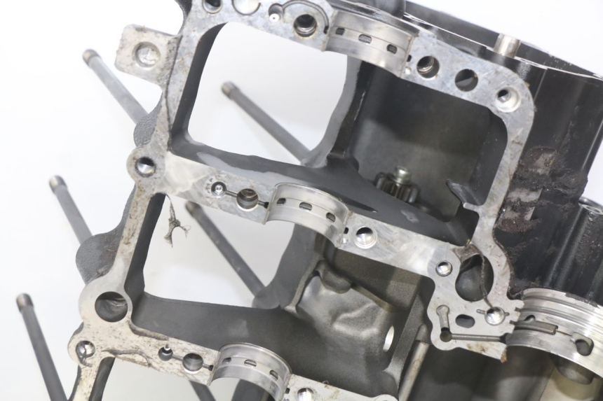 photo de ENGINE LOWER CASING YAMAHA YZF R1 1000 (2007 - 2008)