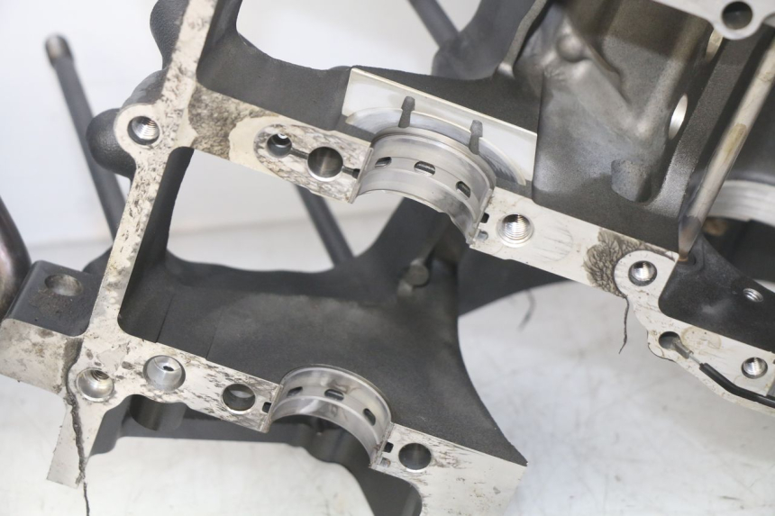 photo de ENGINE LOWER CASING YAMAHA YZF R1 1000 (2007 - 2008)