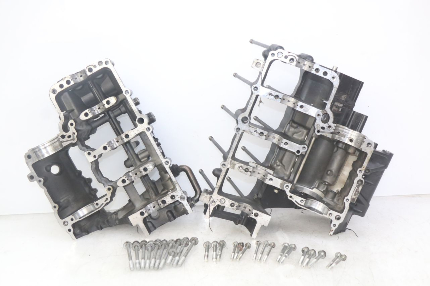 photo de ENGINE LOWER CASING YAMAHA YZF R1 1000 (2007 - 2008)