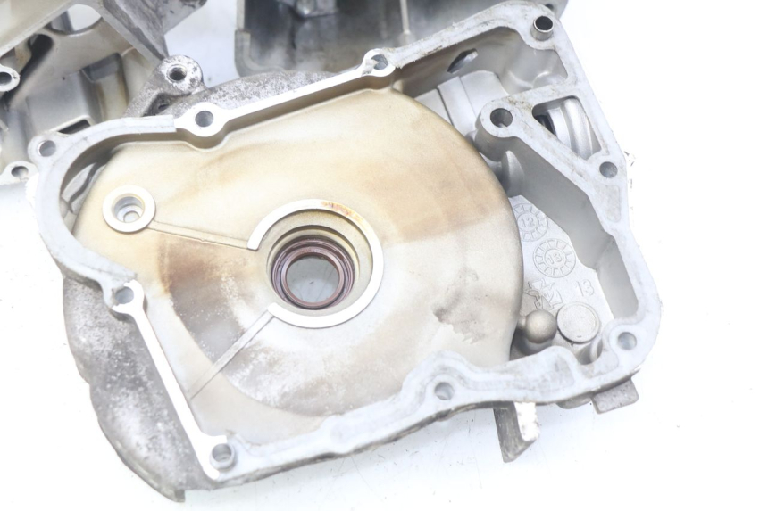 photo de ENGINE LOWER CASING YAMASAKI YM T 125 (2015 - 2020)