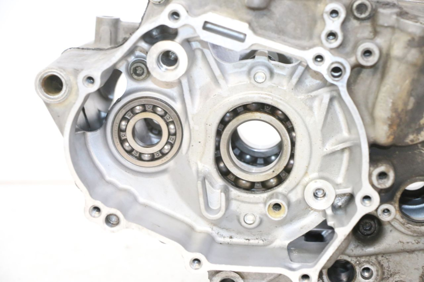 photo de ENGINE CRANKCASE YAMAHA YZ-F YZF 250 (2014 - 2018)