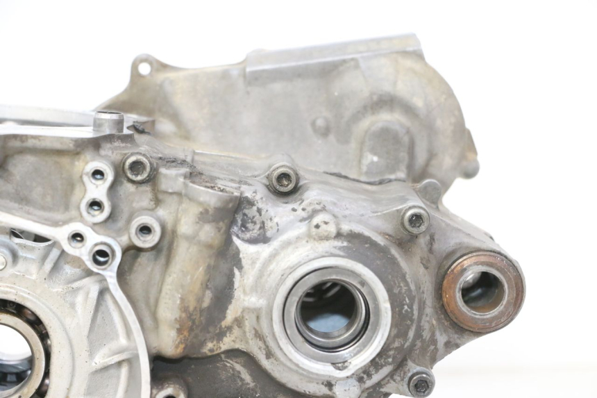 photo de ENGINE CRANKCASE YAMAHA YZ-F YZF 250 (2014 - 2018)
