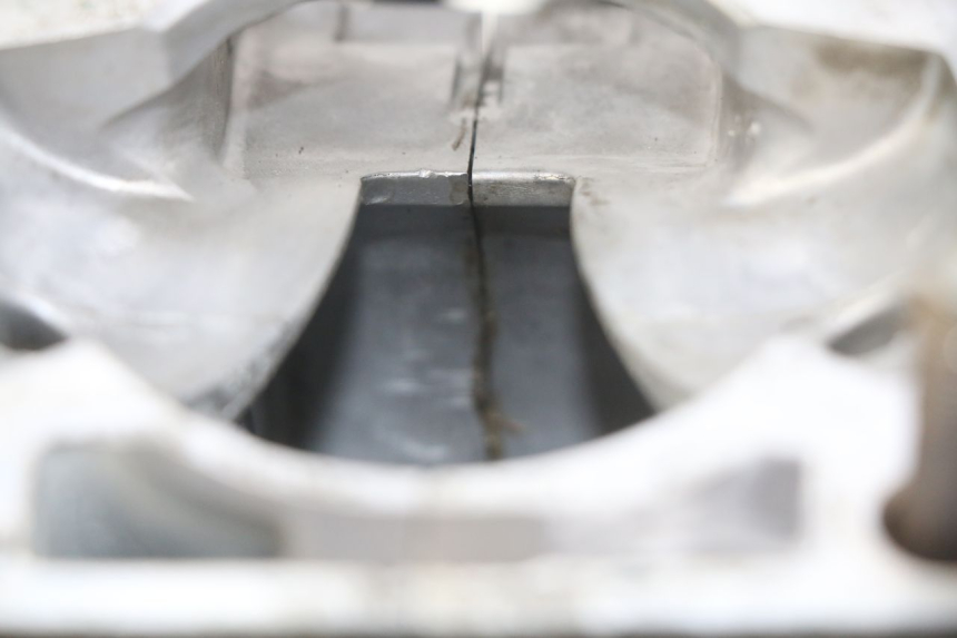 photo de ENGINE CRANKCASE YAMAHA YZ 85 (2002 - 2018)