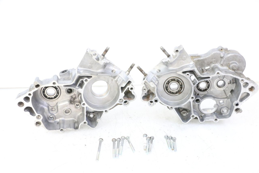 photo de ENGINE CRANKCASE YAMAHA YZ 85 (2002 - 2018)