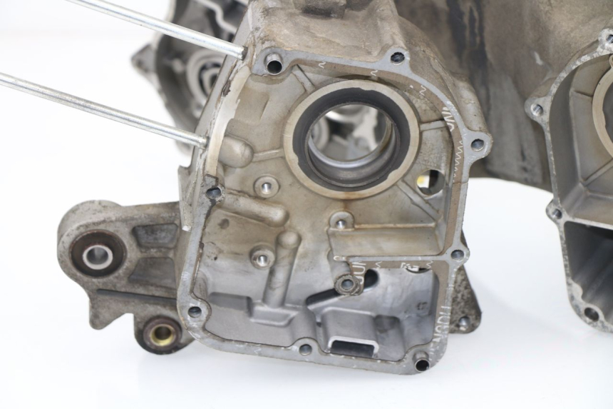 photo de ENGINE CRANKCASE ZHONGNENG ZN50QT 50 (2005 - 2010)