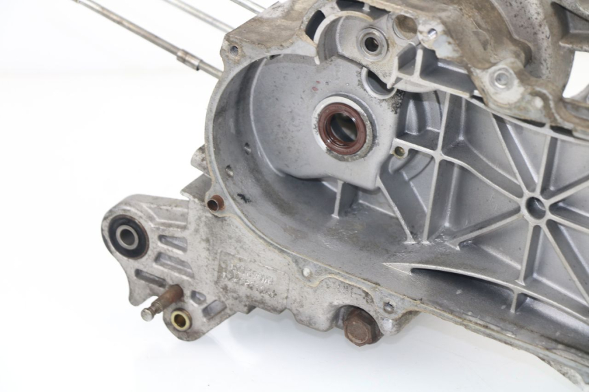 photo de ENGINE CRANKCASE ZHONGNENG ZN50QT 50 (2005 - 2010)