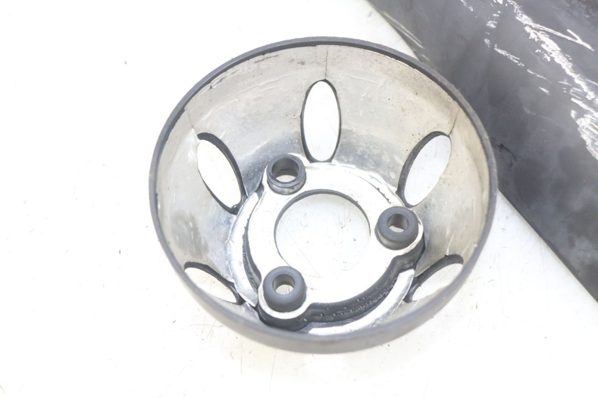 photo de EXHAUST COVER KYMCO AGILITY 16+ 4T 50 (2018 - 2023) - Fixing points details