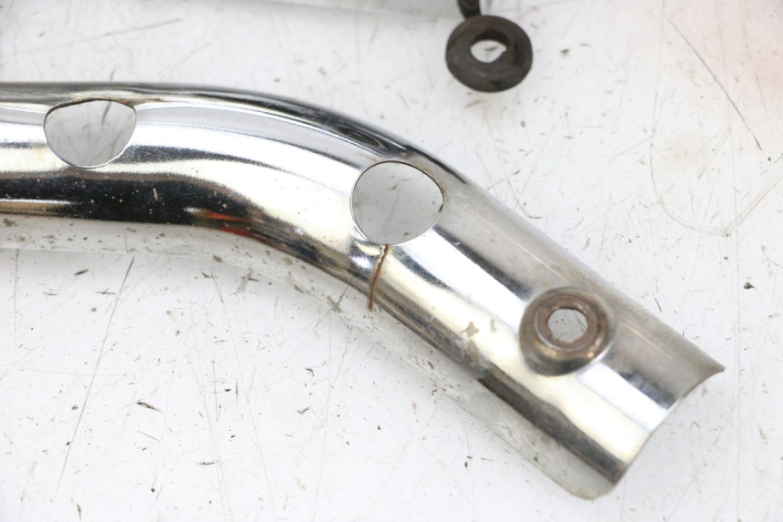 photo de EXHAUST COVER KYMCO GRAND DINK 125 (2002 - 2007) - Fixing points details