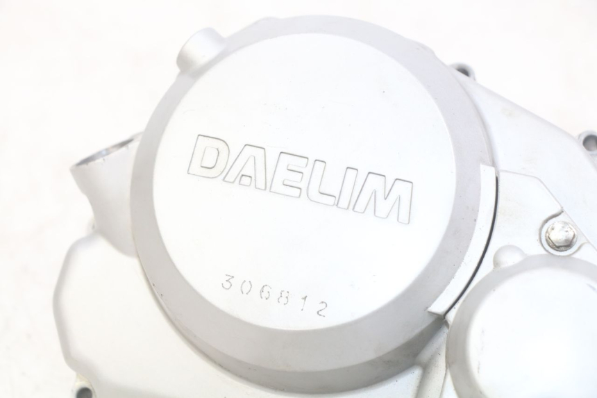 photo de CLUTCH COVER DAELIM VJ ROADWIN FI 125 (2008 - 2017)