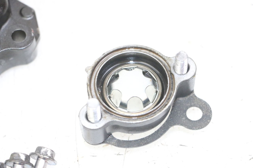 photo de ENGINE OIL COVER HONDA CB R 1000 (2018 - 2023)
